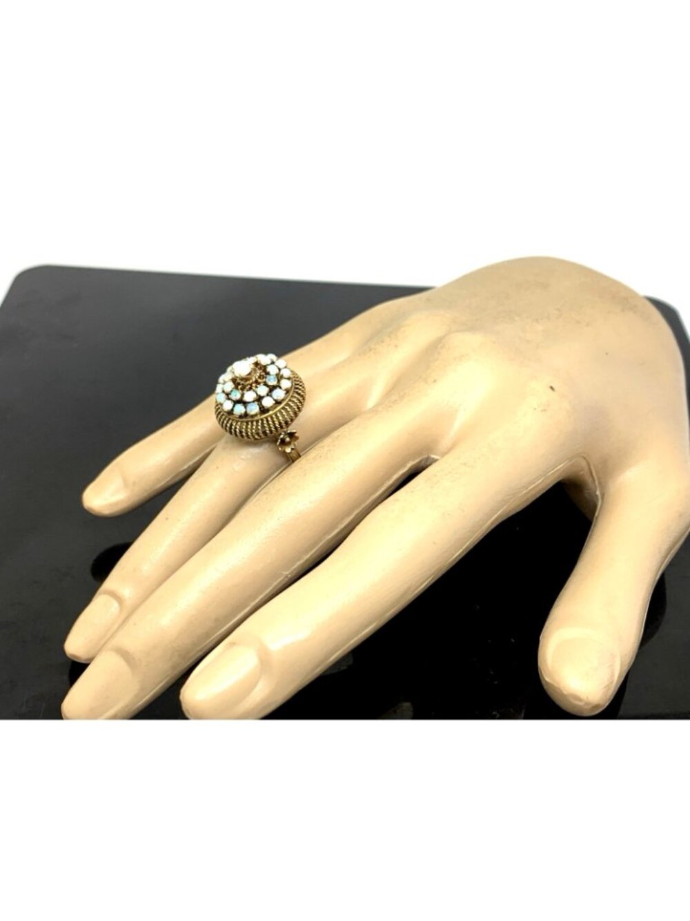 White Opal Cocktail Cluster Women's Ring 14k Yellow Gold Estate Jewelry Size 7.5 - Picture 16 of 16